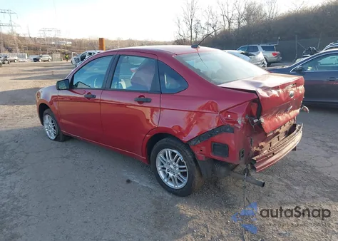 2009 Ford Focus Se z USA, uszkodzony, nr VIN 1FAHP35NX9W270633